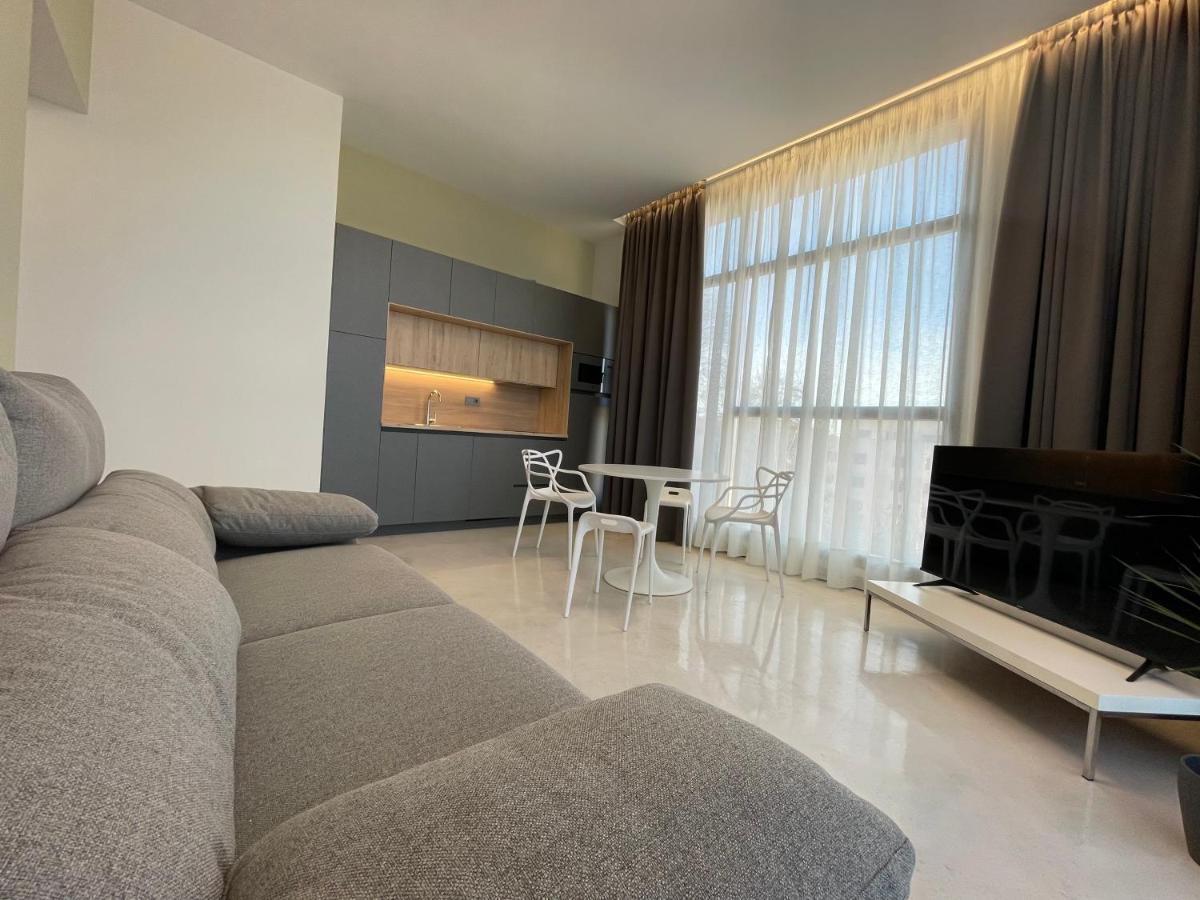 Aljama Burgos Aparthotel Ngoại thất bức ảnh