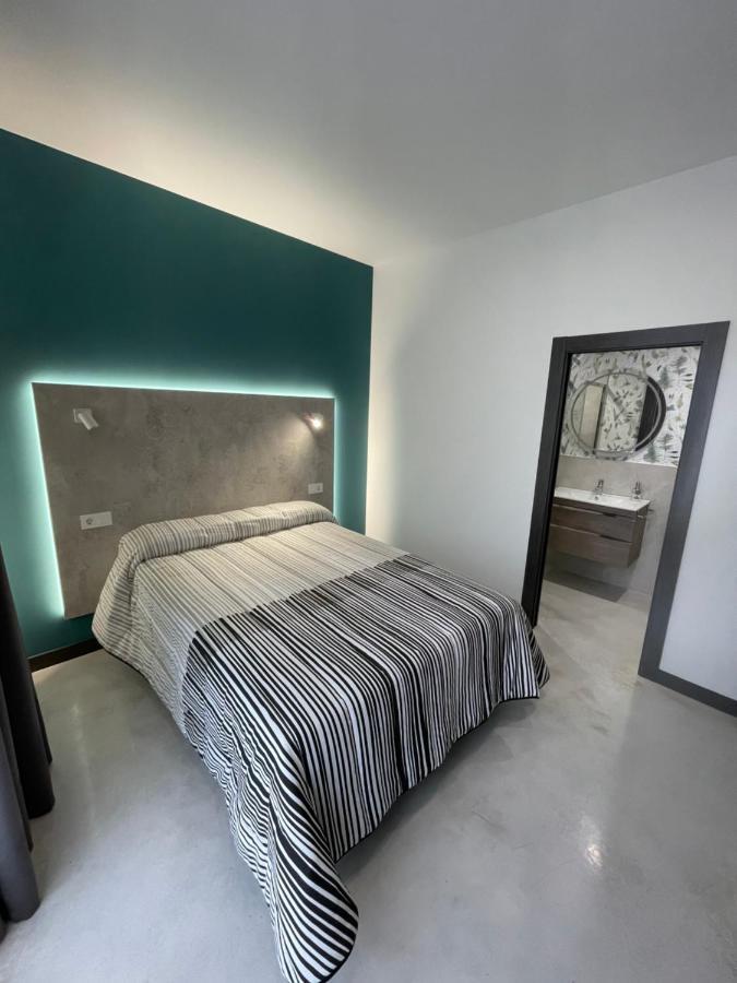 Aljama Burgos Aparthotel Ngoại thất bức ảnh