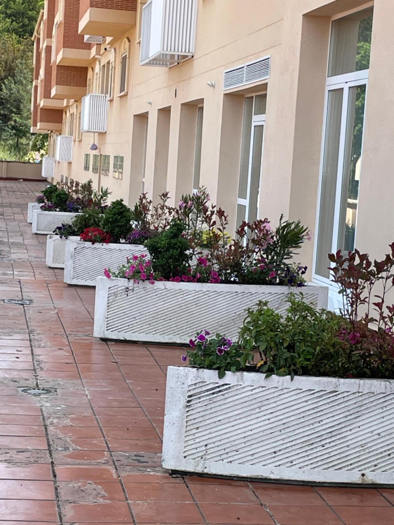 Aljama Burgos Aparthotel Ngoại thất bức ảnh
